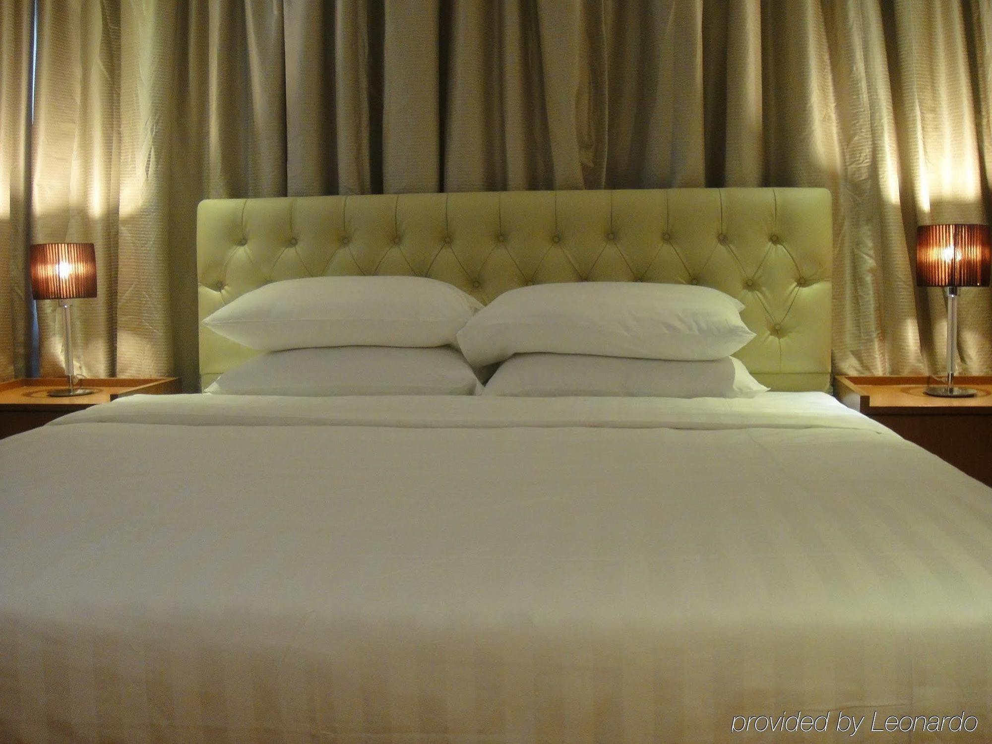 Mk Stay - Formerly Hotel Mk Гонконг Екстер'єр фото